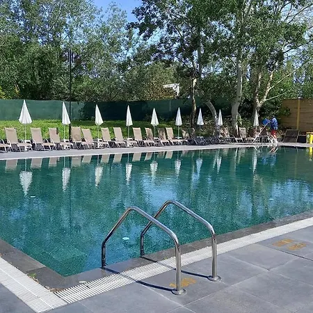 Aquamarine Słoneczny Brzeg