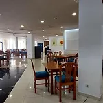 Отель Aquamarine 4*