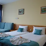 Aquamarine Otel 4*