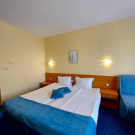 Aquamarine Hotel