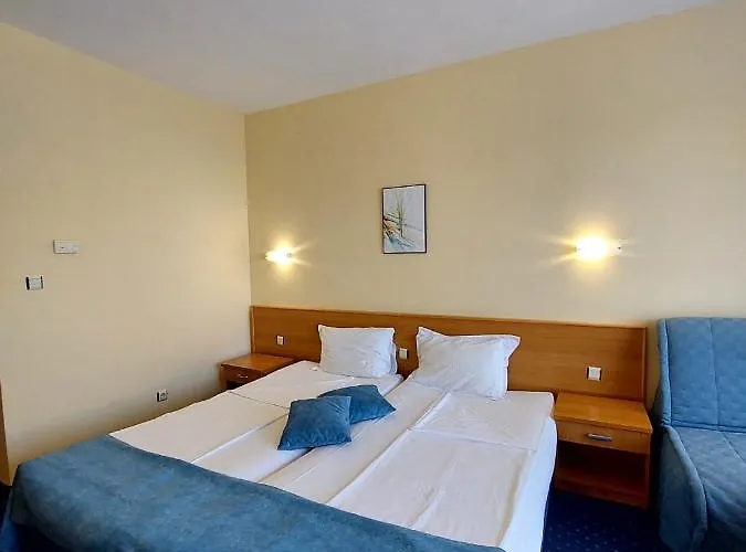 Aquamarine Napospart